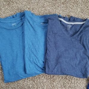 Old Navy T-shirt